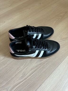 Gola Black Sneakers